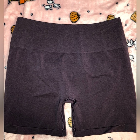 Alphalete Amplify Short Bundle (4) XL - Picture 3 of 10